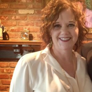 Meet your Posher, Carin